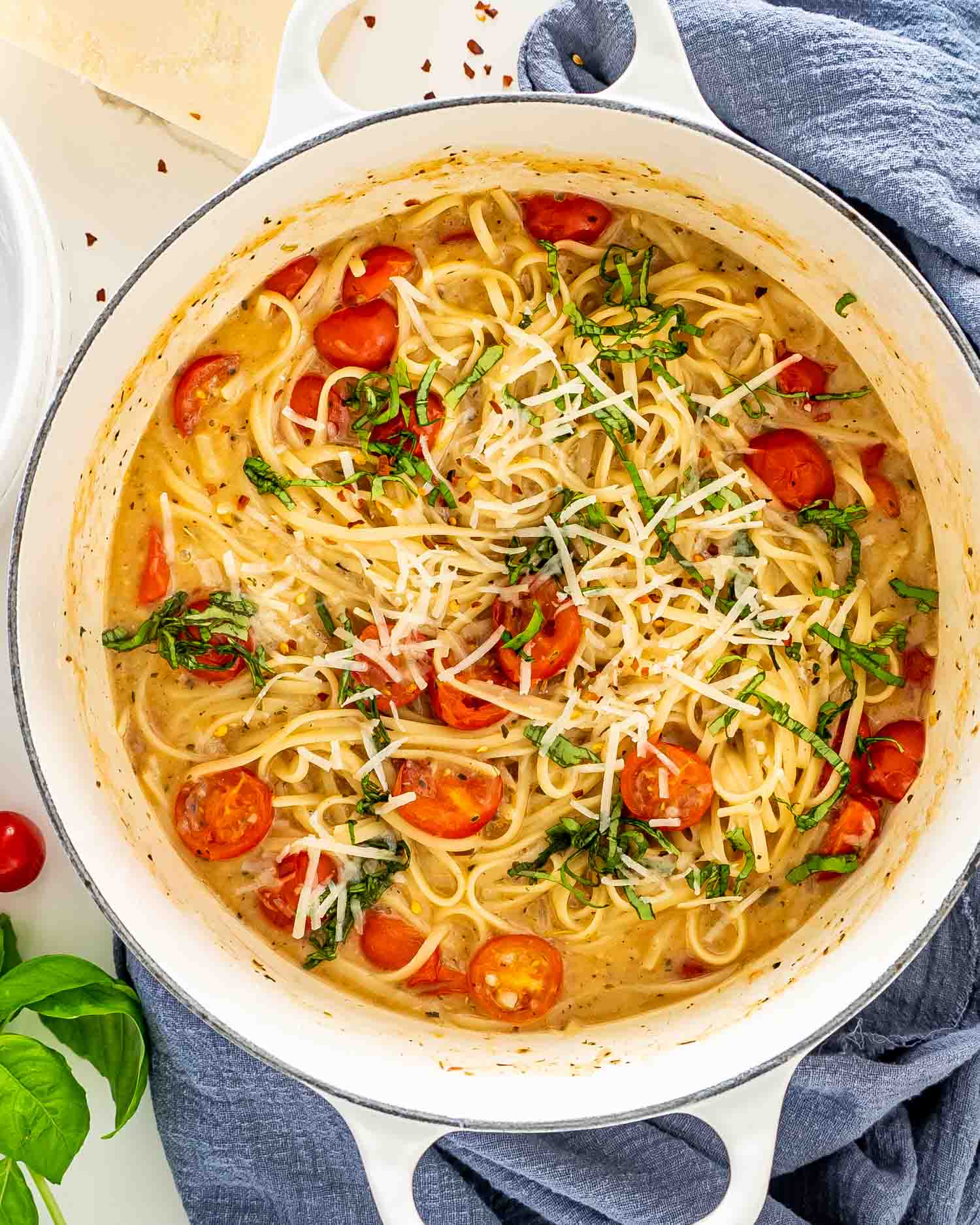 freshly made one pot pasta in a dutch oven.